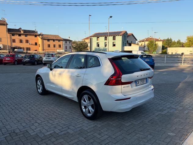 Volvo XC 60 XC60 B4 (d) AWD GEARTRONIC MOMENTUM PRO - Foto 4