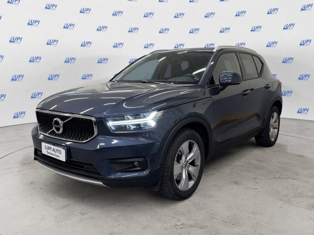 Volvo XC40 B4 AWD automatico Momentum Pro