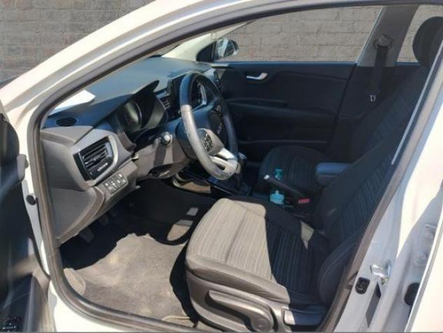 Kia Stonic 1.0 T-GDI 74KW MHEV STYLE - Foto 9