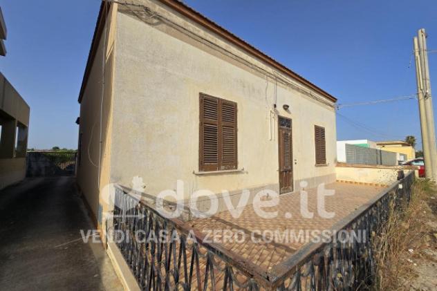 Casa indipendente di 257 m² con 5 locali e box auto in vendita a Marsala