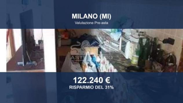 Immobile in asta di 57 m², box auto in vendita a Milano