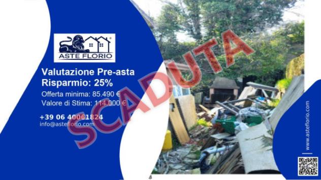Immobile in asta di 94 m², box auto in vendita a Padova