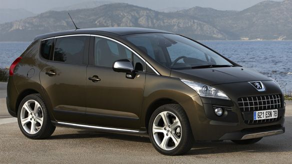 Peugeot 3008 ricambi paraurti cofano frontale radiatore griglia 2009 10 11 12 13