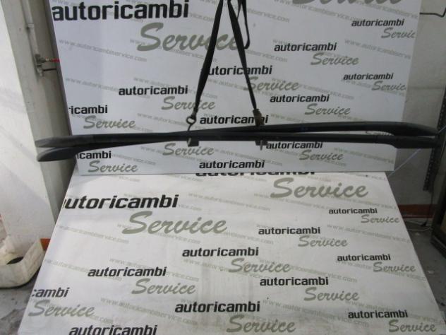 3C9860026B03C COPPIA BARRE TETTO PORTATUTTO VOLKSWAGEN PASSAT SW 2.0 D 103KW 6M 5P (2005) RICAMBIO USATO CON SUPPORTI COPERCHI DANNEGGIATI 3C9860025B0