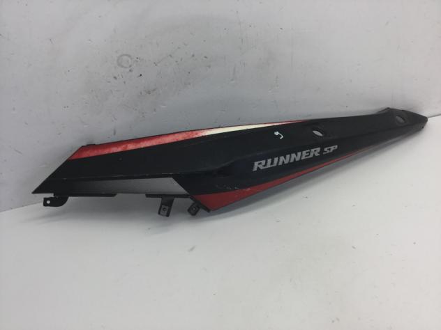 GILERA RUNNER SP 50 CARENA FIANCATA POSTERIORE SINISTRA CON 2 ALETTE ROTTE 2007