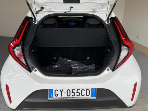 TOYOTA Aygo X 1.0 VVT-i 72 CV 5 porte Active rif. 23313486 - Foto 8