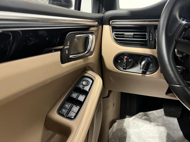 Porsche Macan S 381 CV C.AUTOMATICO TETTUCCIO GANCIO TRAINO CARPLAY - Foto 7