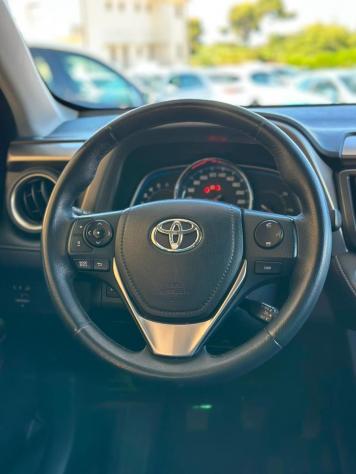 TOYOTA RAV4 2.2D 4WD Lounge White Ed. - 2014 - Foto 10