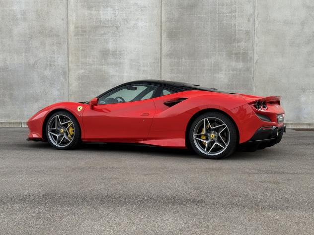 Ferrari F8 Tributo F8 Tributo - sollevatore - volante Led - Foto 4