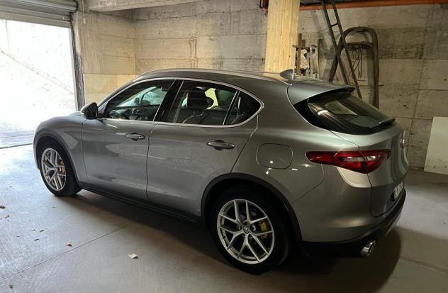 Alfa Romeo Stelvio 2.2 Turbodiesel 180 CV AT8 RWD Executive - Foto 4