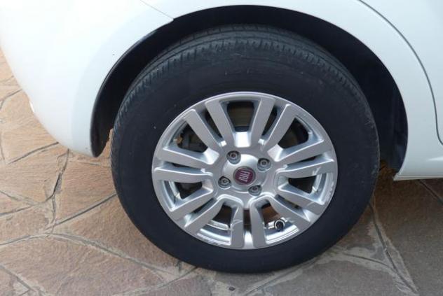 FIAT Punto 1.4 8V 5 porte Natural Power rif. 22866724 - Foto 9