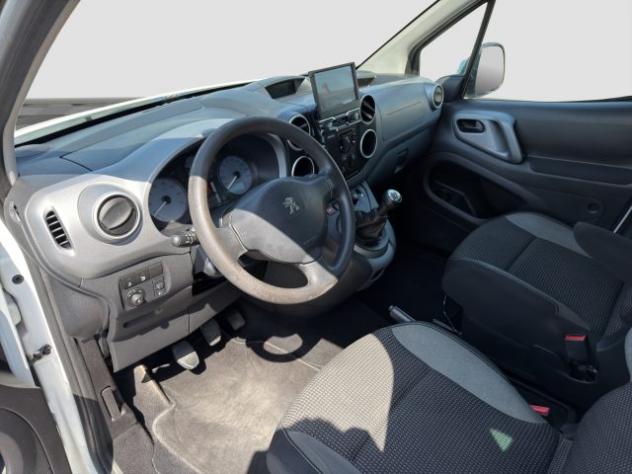 PEUGEOT Partner Tepee Mix BlueHDi 100 Active rif. 23951857 - Foto 9