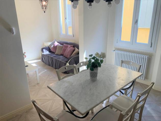 Appartamento di 103 m² con 5 locali in vendita a Bologna