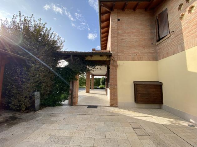 A662. CASTELFRANCO CAMPAGNA. Villa singola con giardino privato sui 4 lati di recente costruzione. - Foto 4