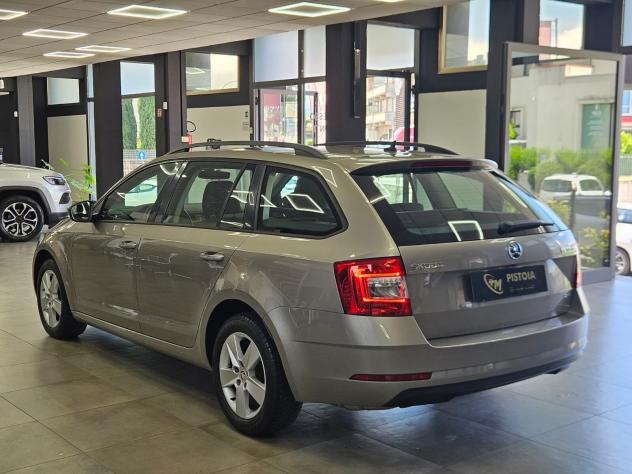 Skoda Octavia 2.0 TDI SCR 150 CV DSG Wagon Executive - Foto 6