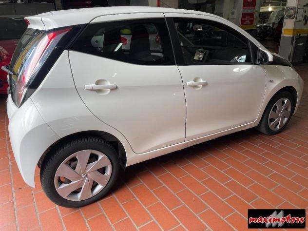 TOYOTA - Aygo - 1.0 VVT-i 69 CV 5p. x-wave TSS MMT - Foto 7