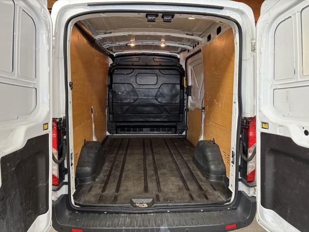 Ford Transit 290 2.0TDCi L2H2 Euro6 - Foto 10