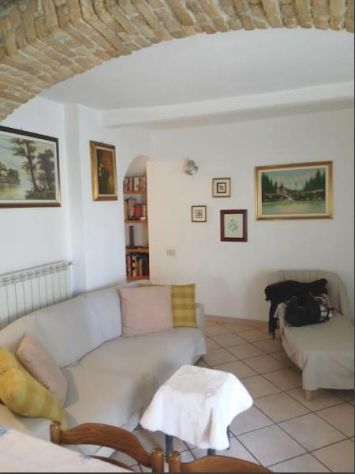 Imperia primo entroterra appartamento ind. ristrutturato € 116.000 - Foto 9