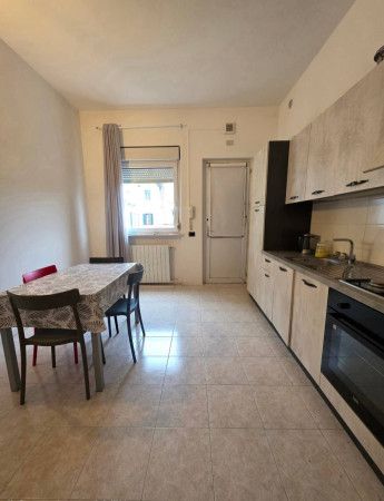 BILOCALE STUDENTI UNIVERSITARI VIA CAMPOFIORE