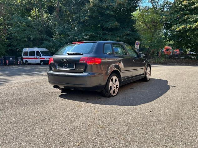 Audi A3 A3 SPB 2.0 TDI F.A.P AMBITION - Foto 4