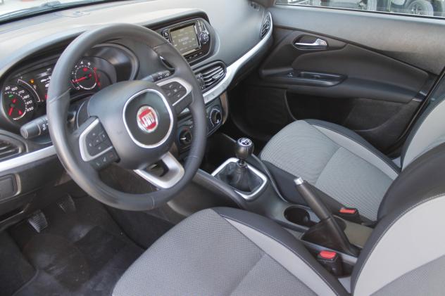 Fiat Tipo 1.4 4 porte Easy 95 cv OK NEOPATENTATI - Foto 9