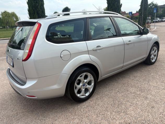 Ford Focus 1.6 TDCi (110CV) SW Tit. anno 2011 - Foto 8