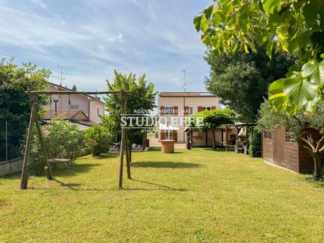 Villa indipendente con parco completamente ristrutturata