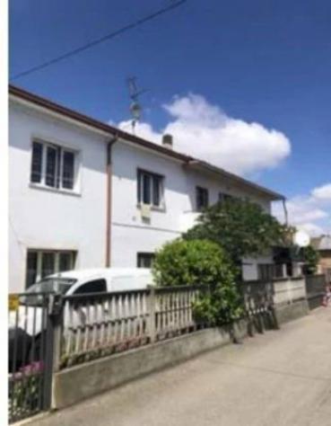 Immobile in asta di 240 m² con più di 5 locali e box auto doppio in vendita a Corana - Foto 2