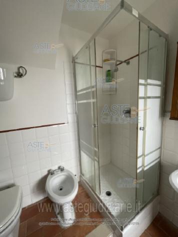 IMMOBILI-IMMOBILE RESIDENZIALE-Piazza Umberto I', 06035 Grutti PG, Italia - Foto 4