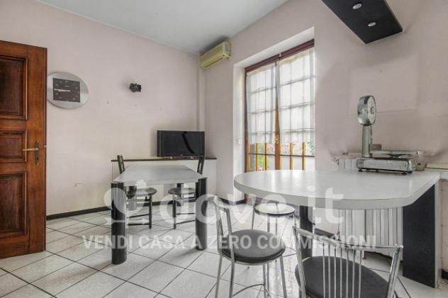 Villa di 348 m² con più di 5 locali e box auto in vendita a Pogliano Milanese - Foto 8