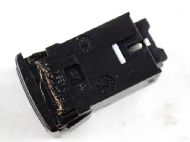3785081P00000 COMANDO INTERRUTTORE SEDILE ANTERIORE RISCALDABILE SUZUKI IGNIS 1.2 I 61KW 5M 5P (2022) RICAMBIO USATO - Foto 2