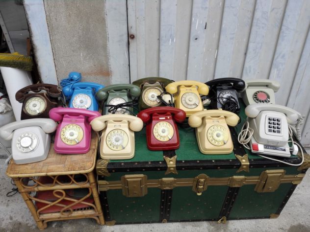 TELEFONI OROLOGI A PARETE E LAMPADE BILANCIA MACCHINA DA SCRIVERE VINTAGE ECC PR - Foto 2