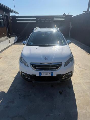 Peugeot 2008 1.6 e-HDi 92 CV Stop&Start Allure - Foto 2