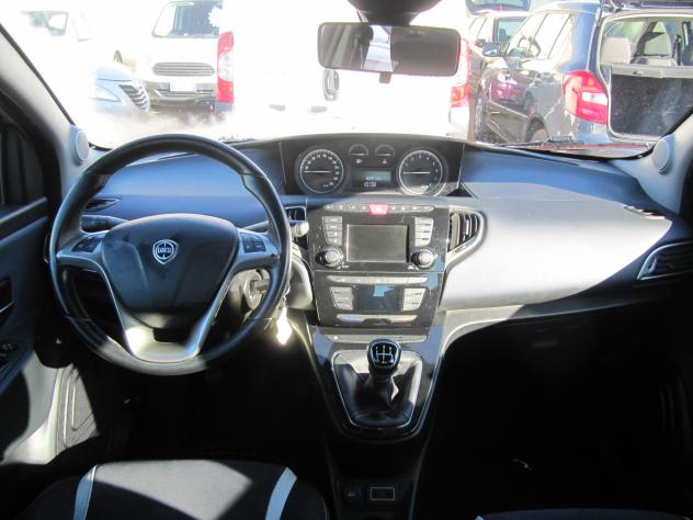 Lancia Ypsilon 1.2 69 CV 5 porte GPL Ecochic Mya - Foto 4