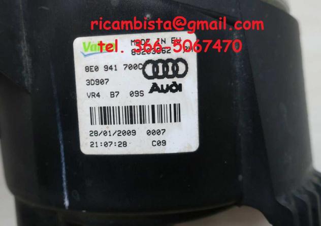 Audi A3 Sportback 2007 faro antinebbia destro 8E0941700C