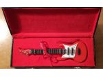 Strumenti Musicali in Miniatura   CHITARRA  ELETTRICA  TIPO  FENDER