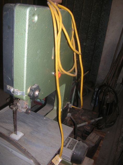 Sega a nastro DE WALT 3501 volt 220 monofase - Foto 4