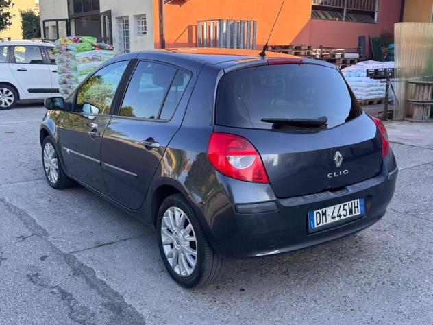 Renault Clio Storia 1.2 16V 5 porte Dynamique - Foto 5