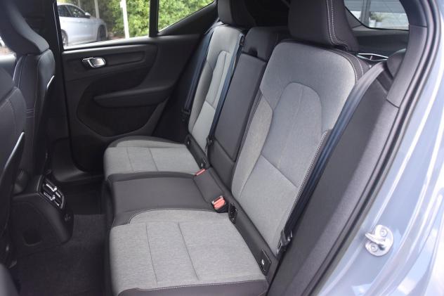 Volvo XC40 T4 Recharge Plug-in Hybrid Core - Foto 9