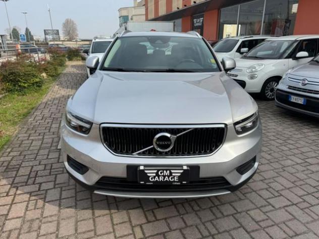 VOLVO XC40 D3 AWD Momentum rif. 24096889