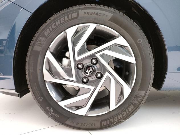 Hyundai i20 I20 PE MY25 1.2 MT CONNECTLINE % - Foto 7
