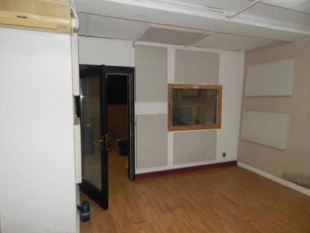 Immobile in asta di 170 m² con più di 5 locali e box auto in vendita a Colli al Metauro - Foto 10