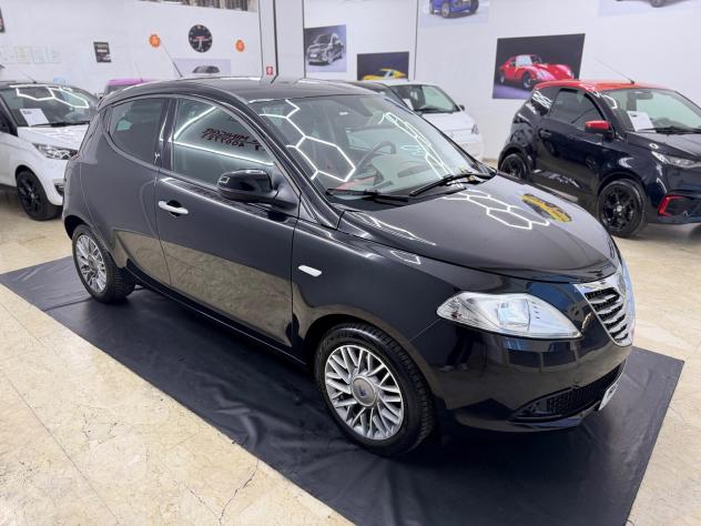 Lancia Ypsilon 1.2 69Cv - Foto 6