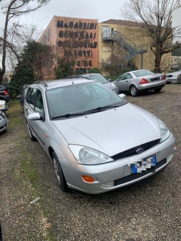 FORD Focus 1.6i 16V cat SW Ghia rif. 23335630 - Foto 2