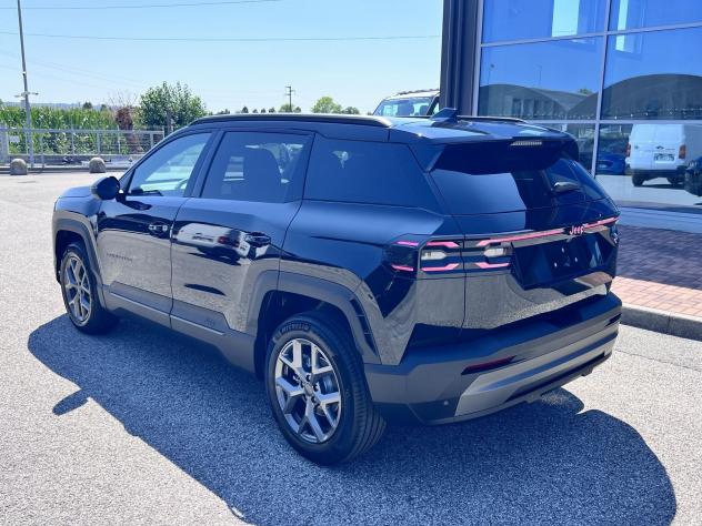 Jeep Compass E-Hybrid 1.2 Turbo MHEV 106kW Summit DCT - Foto 4
