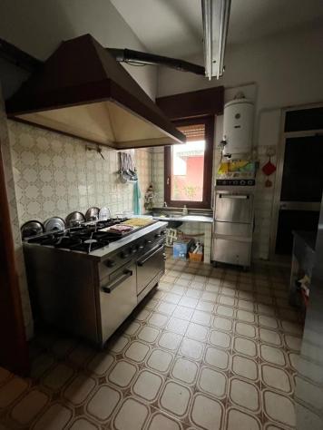 Ampia Soluzione con Terrazzo di 100mq e Giardino Privato - Foto 15