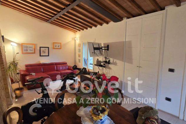 Villa di 250 m² con più di 5 locali e posto auto in vendita a Siena - Foto 3
