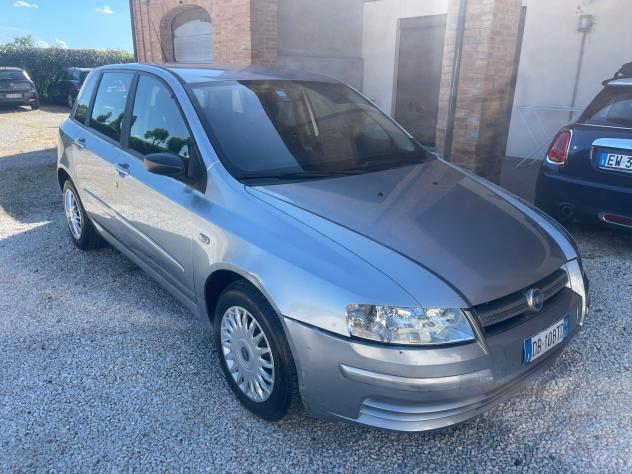 Fiat Stilo 1.4i 16V 5 UNICO PROPRIETARIO - Foto 4
