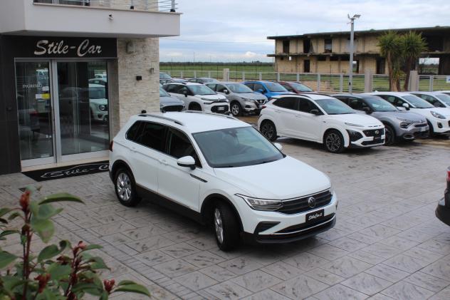 Volkswagen Tiguan 2.0 TDI 150 CV SCR DSG Life - Foto 5
