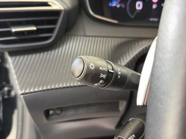 Peugeot 208 Allure Hybrid 110 e-DCS6 auto - Foto 9